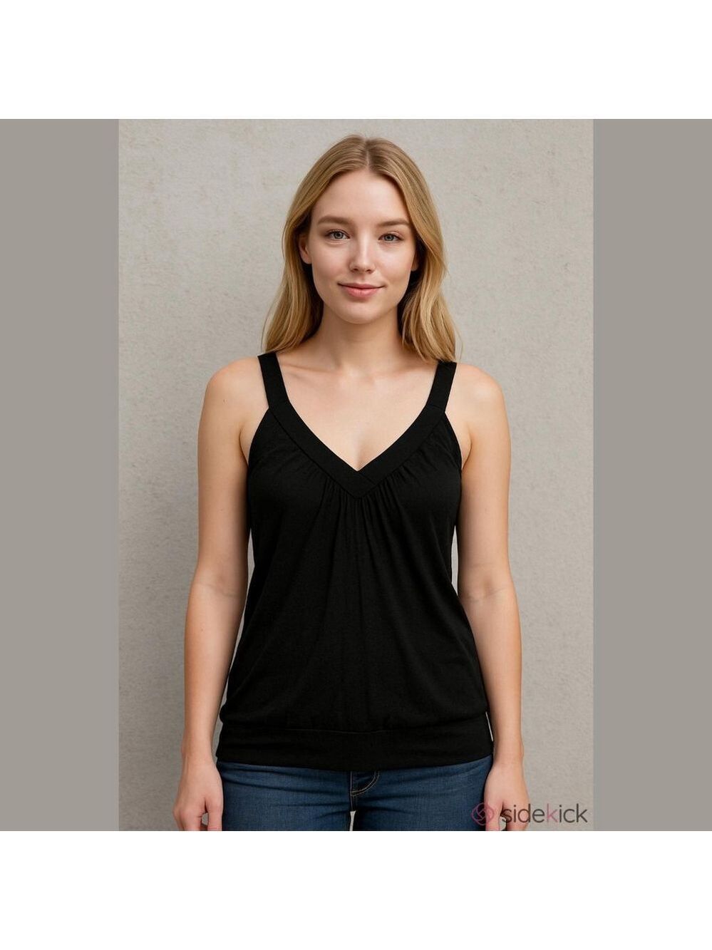 Soprano Black V-Neck Knit Tank Top M